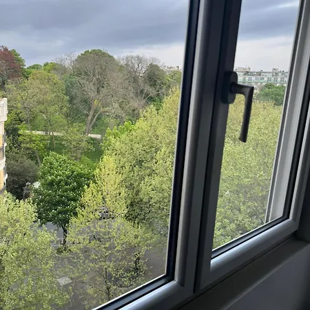 Superbe Centre - Buttes Chaumont Apartment